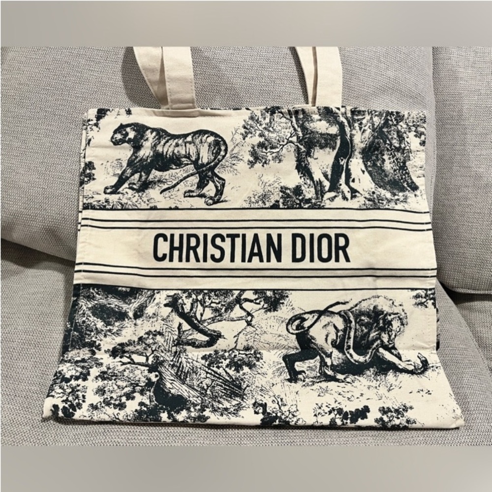 DIOR TOTE - Picture 3 of 4